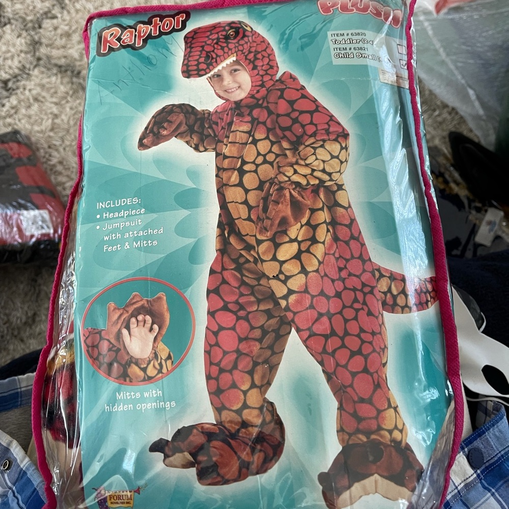raptor dinosaur costume toddler 4-6y great condition.